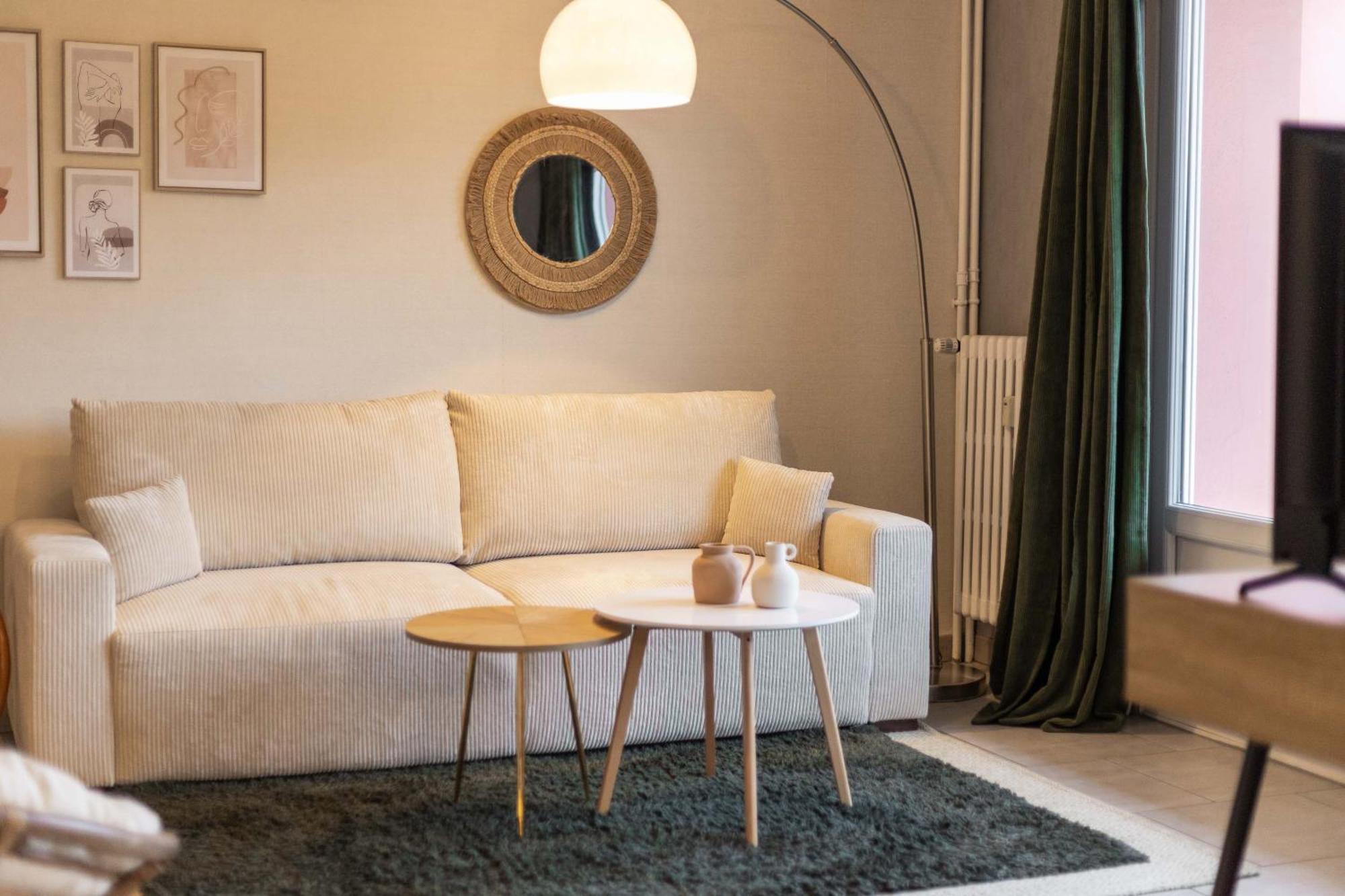 Appartement Les Oiseaux Thionville Bagian luar foto